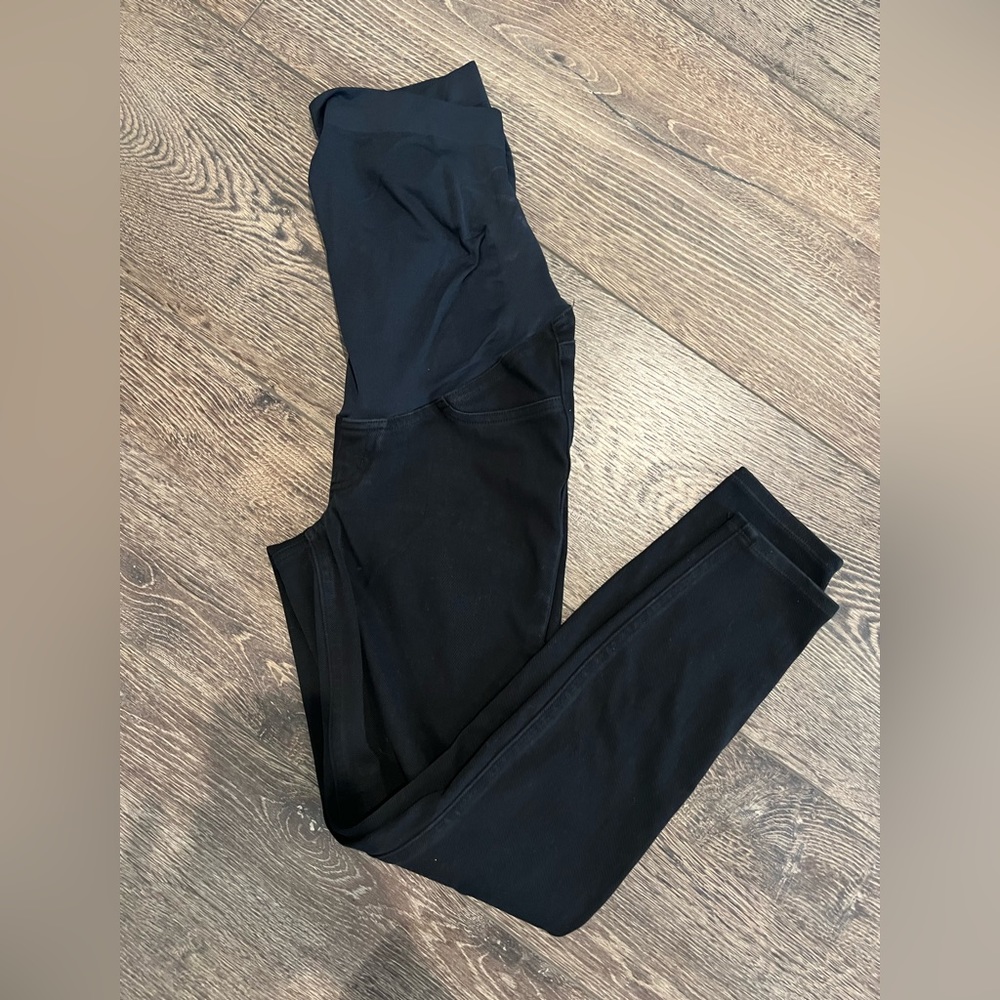 Maternity Spanx jean ish leggings Small